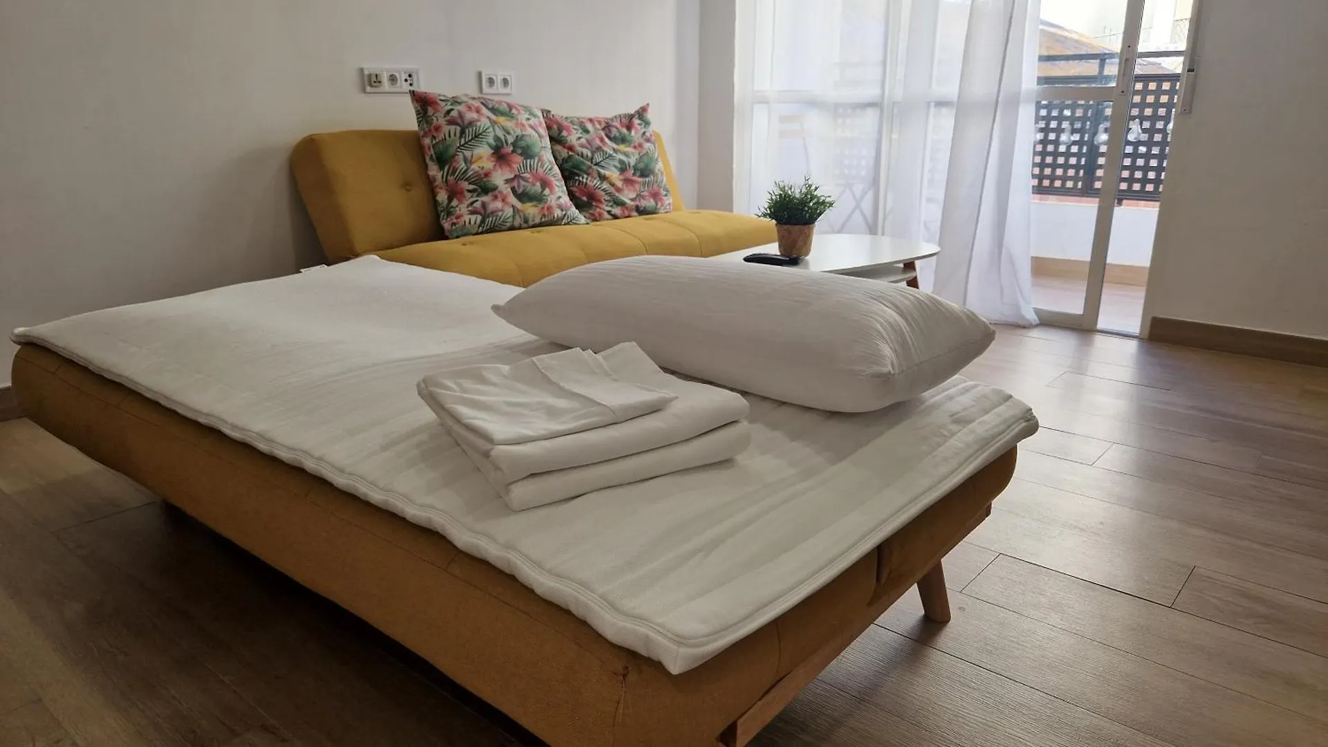Pavone Apartments Malaga 0*,